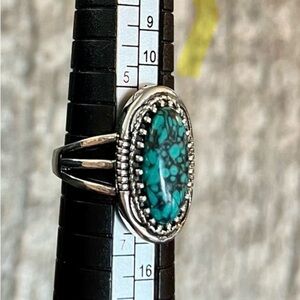 Size 6 Turquoise Accent Ring